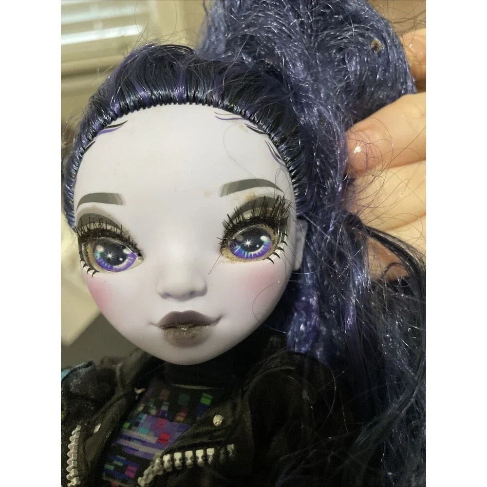 Shadow High Reina Glitch Rainbow High Doll Navy Blue Black Articulated - READ